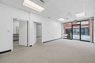 20 Central St, Salem, MA à louer Photo intérieure– Image 2 sur 17