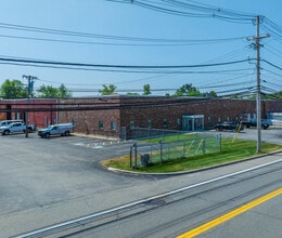 15 Industrial Way, Wilmington, MA à louer Photo de l’immeuble– Image 1 sur 6