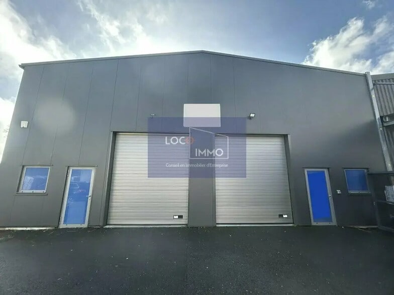 Local d’activités dans Gradignan à louer - Photo de l’immeuble – Image 1 sur 12