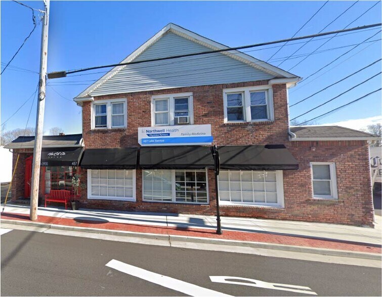 487 Lake Ave, Saint James, NY à vendre - Photo de l’immeuble – Image 1 sur 6