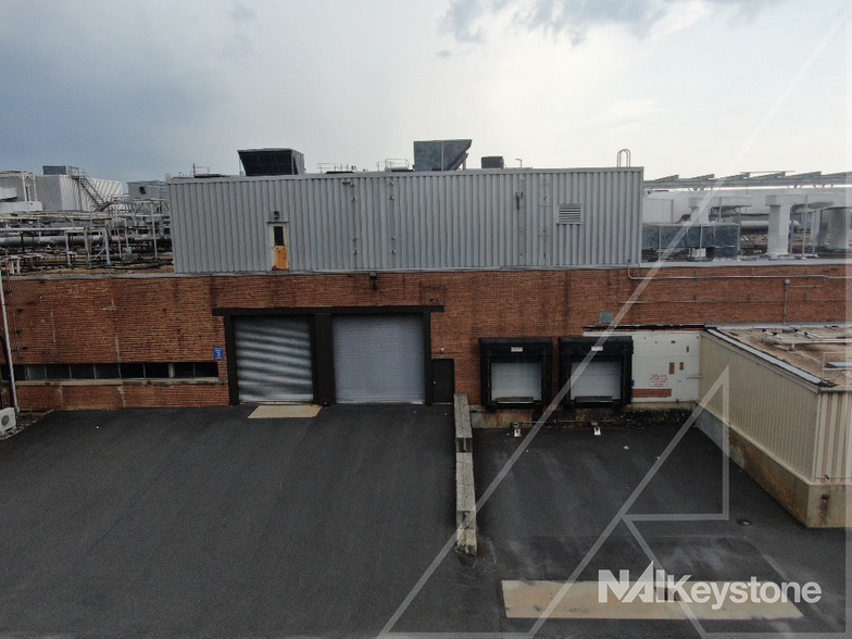 2525 N 12th St, Reading, PA à louer - Photo de l’immeuble – Image 3 sur 5