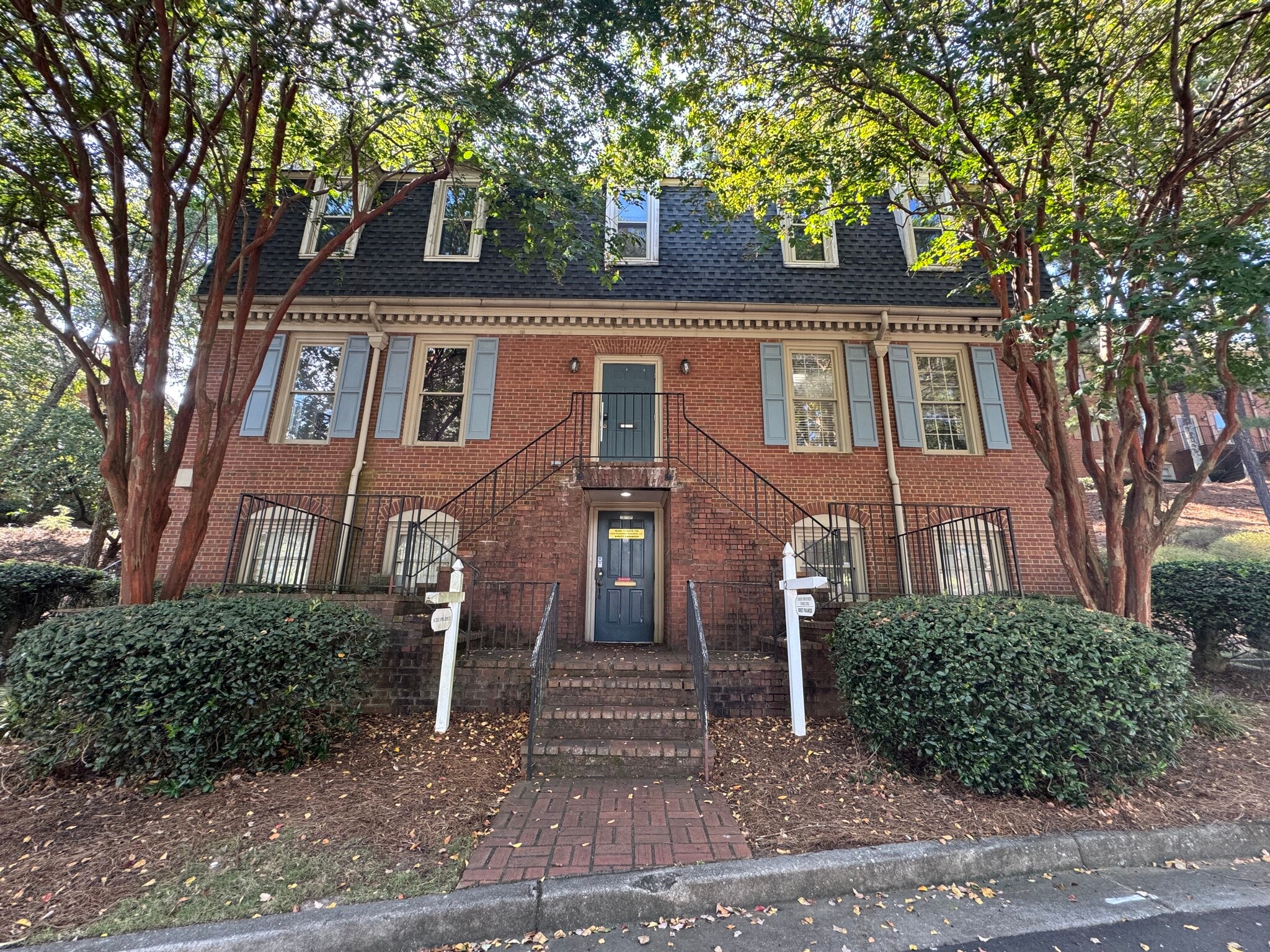 2900-12 Chamblee Tucker Rd, Chamblee, GA à louer Photo de l’immeuble– Image 1 sur 14