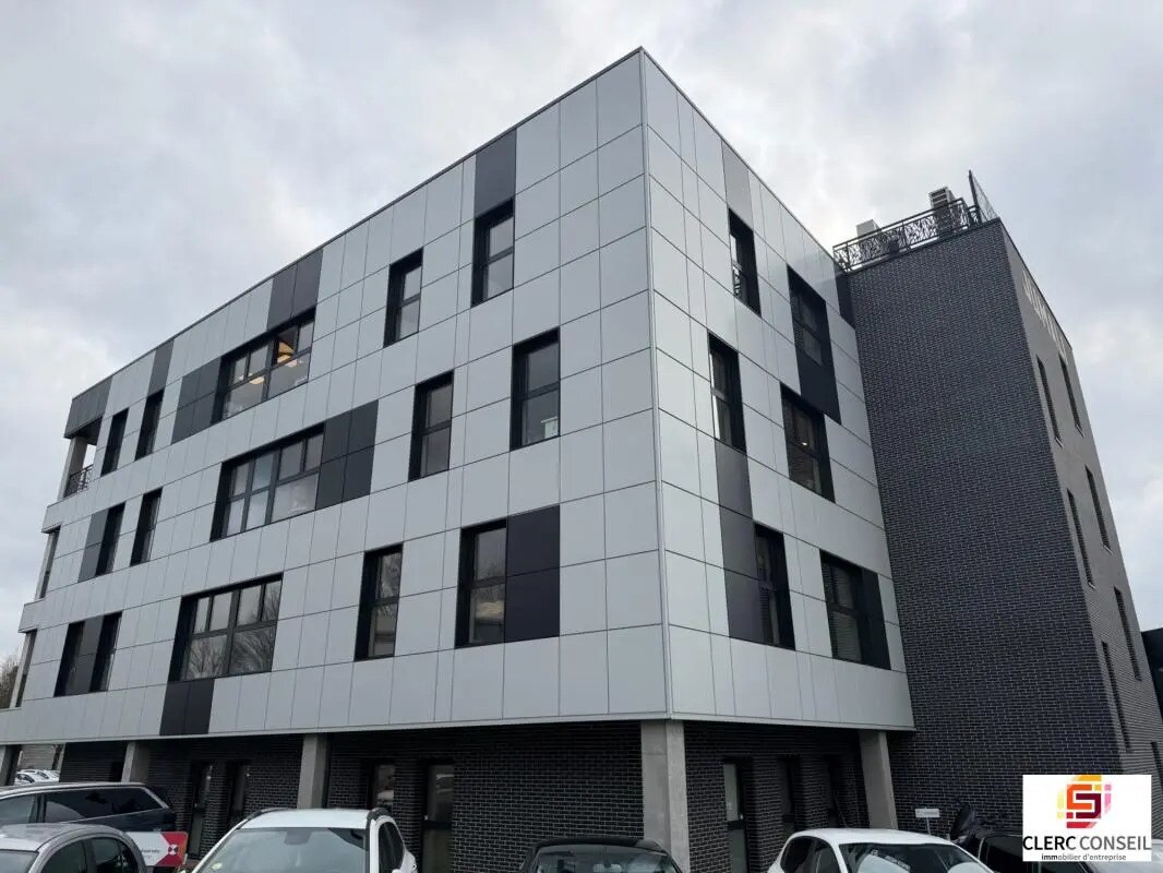 Bureau dans Mont-Saint-Aignan à louer Photo de l’immeuble– Image 1 sur 21