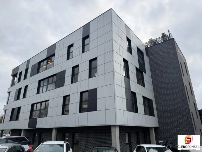 Plus de détails pour Bureau à louer