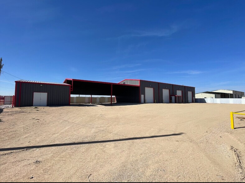 Ranchito Industrial portefeuille de 2 biens à vendre sur LoopNet.fr - Photo principale – Image 1 sur 1
