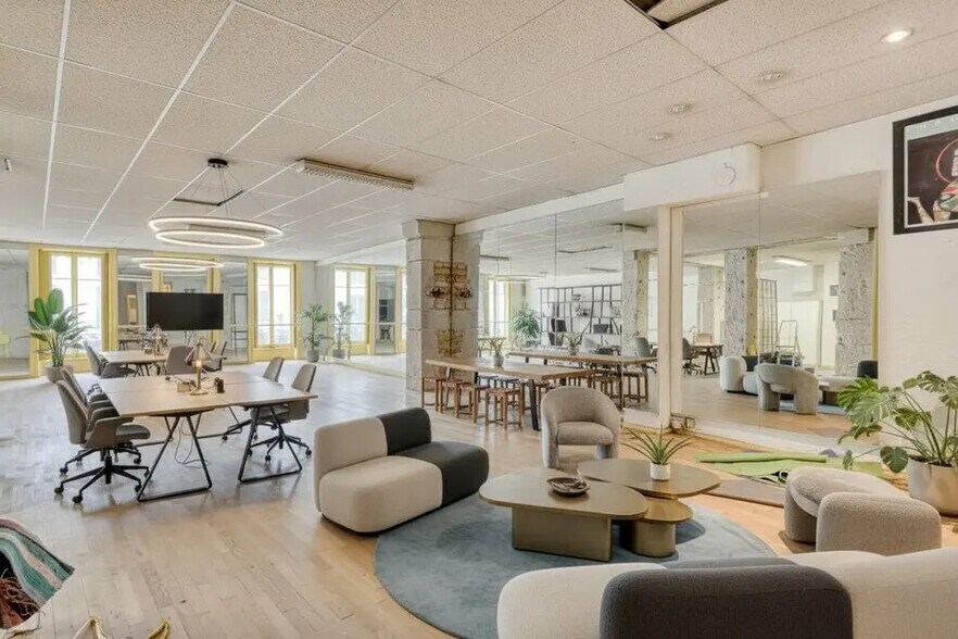 Bureau dans Lyon à vendre - Photo de l’immeuble – Image 3 sur 12