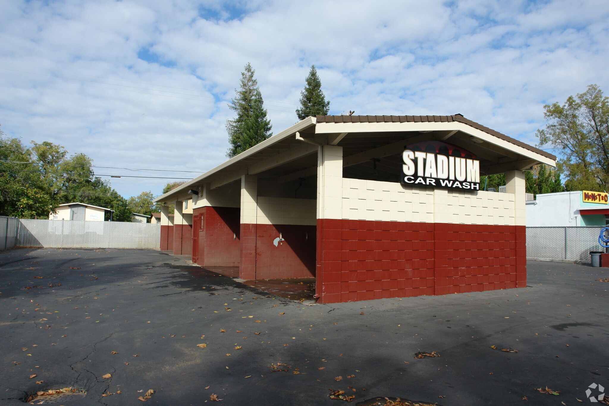 630 W Sacramento Ave, Chico, CA à vendre Photo de l’immeuble– Image 1 sur 3
