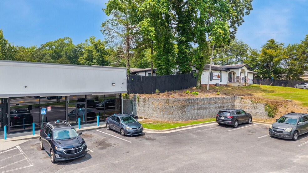 5539 Old National Hwy, College Park, GA à louer - Photo de l’immeuble – Image 2 sur 15