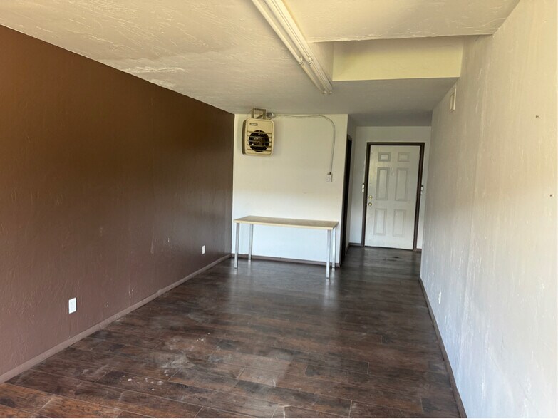 13284 E Central Ave, Mayer, AZ à louer - Photo intérieure – Image 2 sur 2