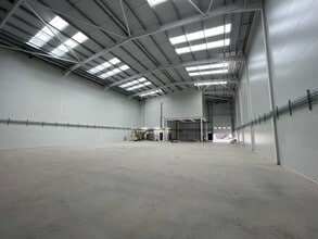 Unit 1-3 Tewin Rd, Welwyn Garden City à louer Photo intérieure– Image 2 sur 7