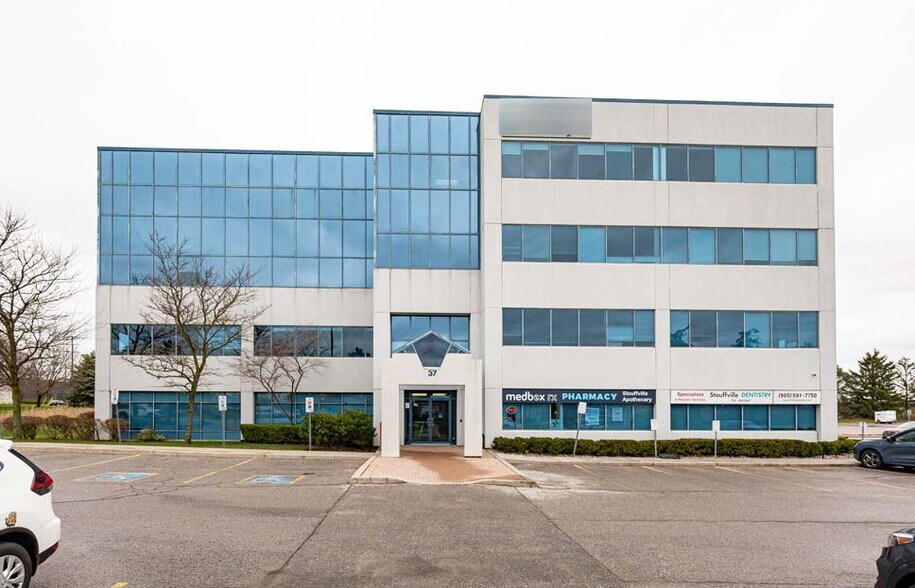 37 Sandiford Dr, Whitchurch-Stouffville, ON à louer - Photo de l’immeuble – Image 3 sur 29