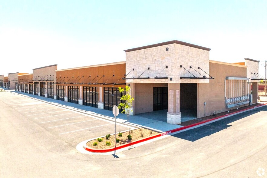 12708 Montana Ave, El Paso, TX à louer - Photo de l’immeuble – Image 2 sur 7