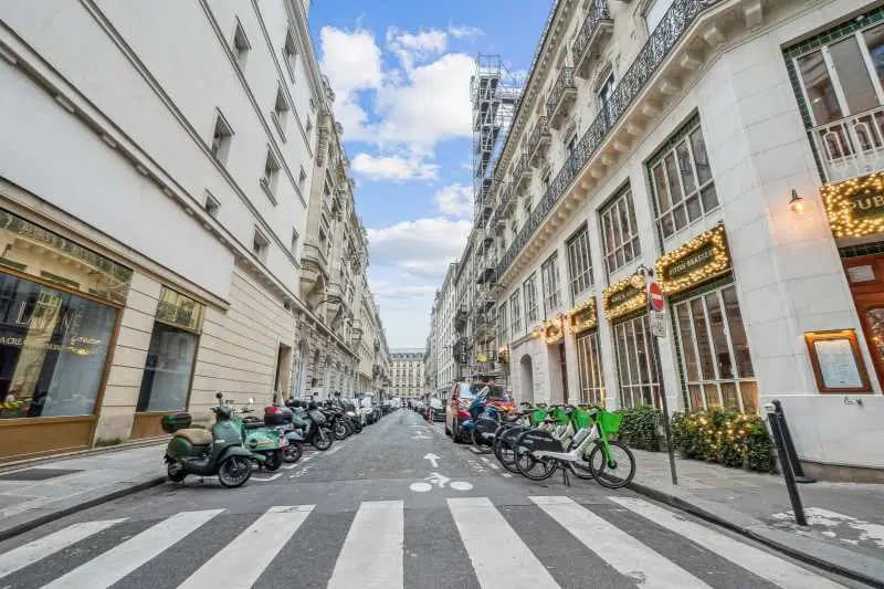 14-18 Rue Volney, Paris à louer - Photo de l’immeuble – Image 1 sur 11