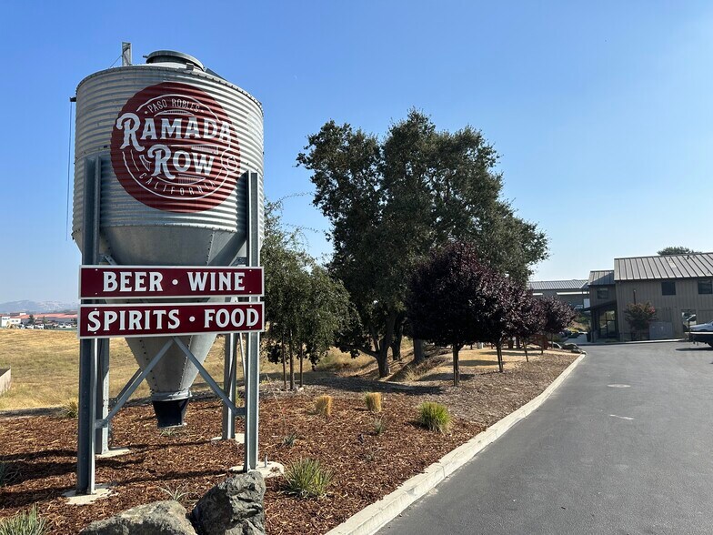 3310 Ramada Dr, Paso Robles, CA à louer - Plan de site – Image 2 sur 8