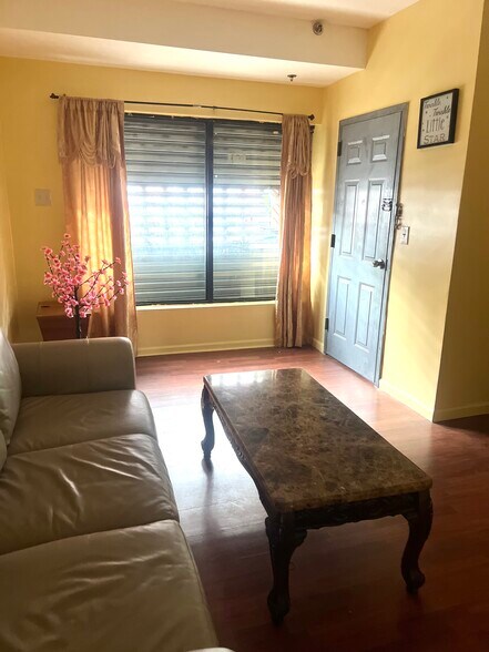 451-453 N 12th St, Philadelphia, PA à vendre - Photo de l’immeuble – Image 2 sur 11