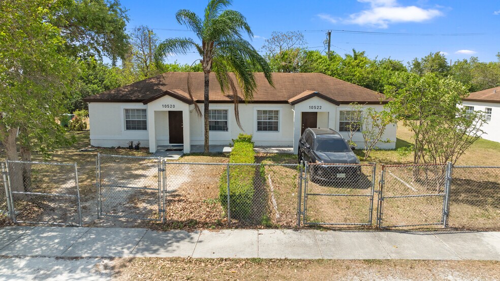 10520 SW 182nd St, Miami, FL à vendre - Photo principale – Image 1 sur 1