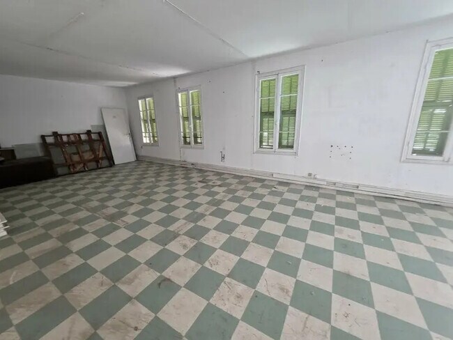 Plus de détails pour Bureau à vendre