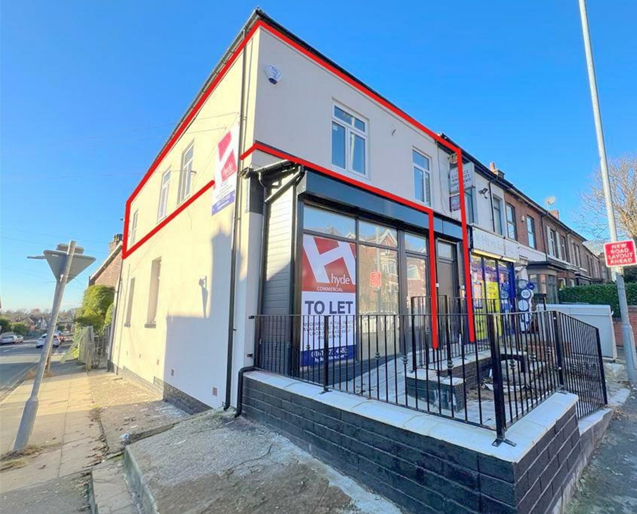 363 Bury Old Rd, Manchester à louer Photo principale– Image 1 sur 2