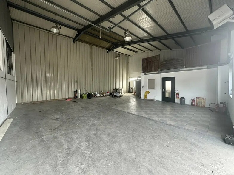 Local d'activités dans Bischheim à vendre - Photo de l’immeuble – Image 2 sur 8