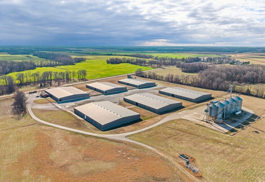 6263 W Highway 54, Brownsville, TN à vendre - Photo principale – Image 1 sur 42