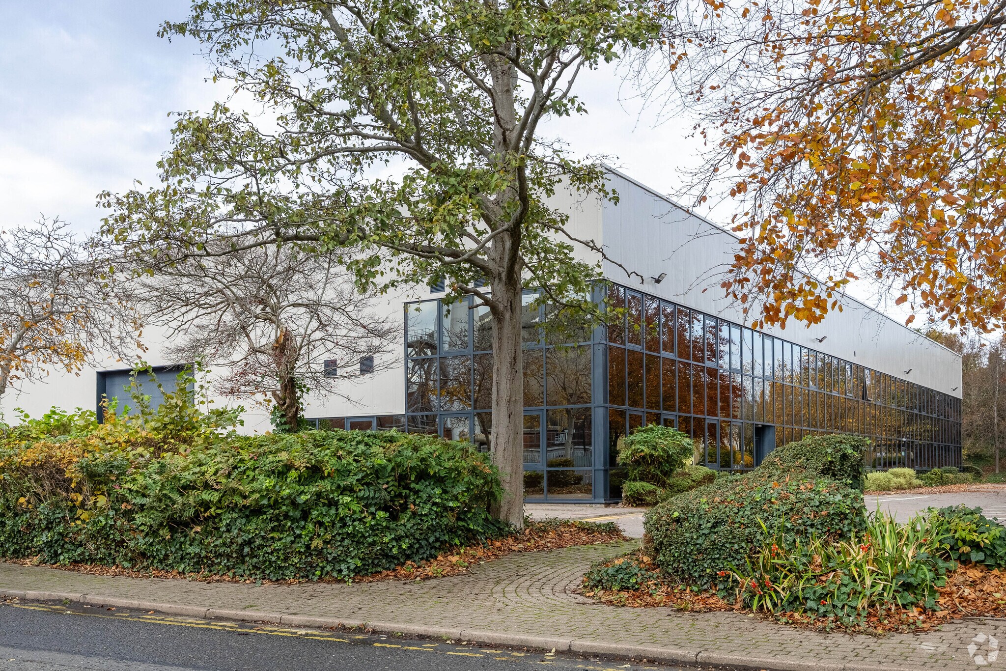 9 Holford Way, Birmingham à louer Photo principale– Image 1 sur 3