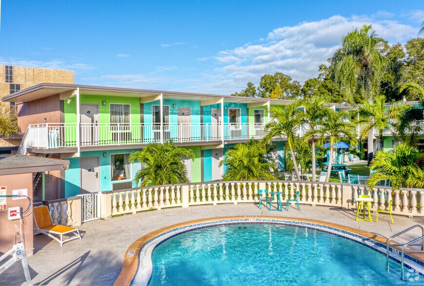 1320 Cleveland St, Clearwater, FL à vendre - Photo principale – Image 1 sur 17