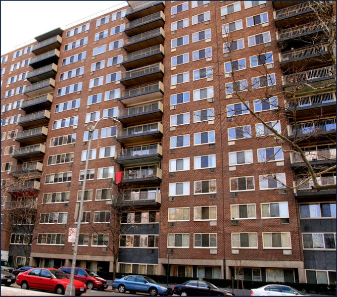 755 Amsterdam Ave, New York, NY à louer - Photo de l’immeuble – Image 2 sur 21