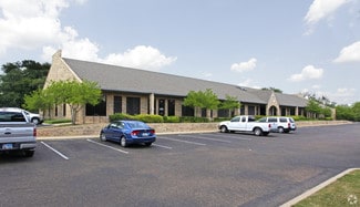 Plus de détails pour 2027 S 61st St, Temple, TX - Bureau à louer