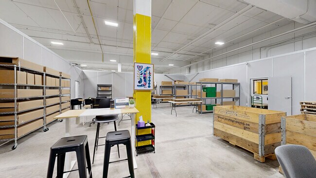 Plus de détails pour 4440 W Round Lake Rd, Arden Hills, MN - Différents types d’espaces à louer