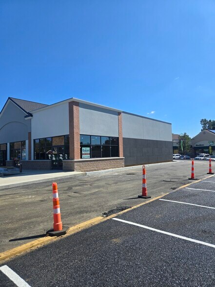 179 Linwood Ave, Colchester, CT à louer - Photo de l’immeuble – Image 2 sur 7