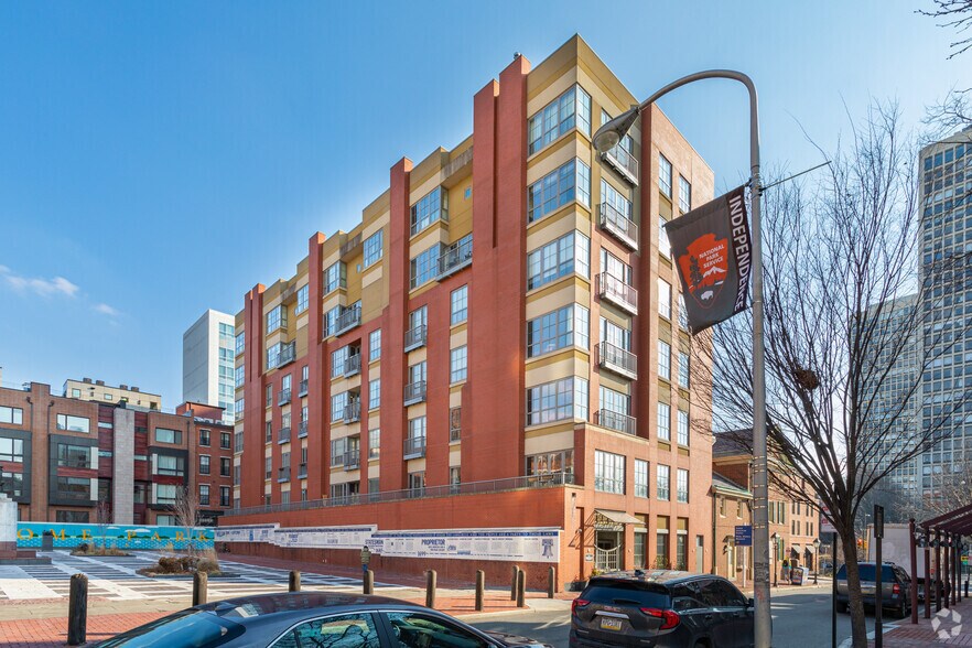 125 Walnut St, Philadelphia, PA à vendre - Photo de l’immeuble – Image 1 sur 4