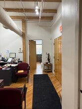 661 W Lake St, Chicago, IL à louer Photo intérieure– Image 2 sur 4