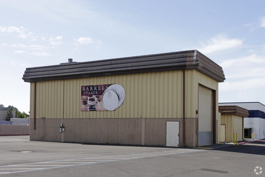 160 Camino Oruga, Napa, CA à louer - Photo de l’immeuble – Image 2 sur 2