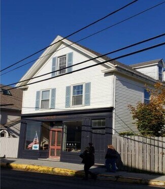 Plus de détails pour 64 Main St, Vinalhaven, ME - Local commercial à louer