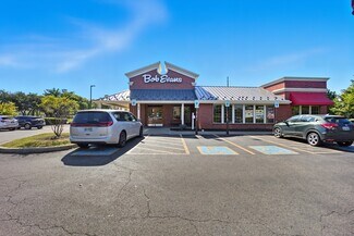 Plus de détails pour 23 Huber Village Blvd, Westerville, OH - Local commercial à vendre