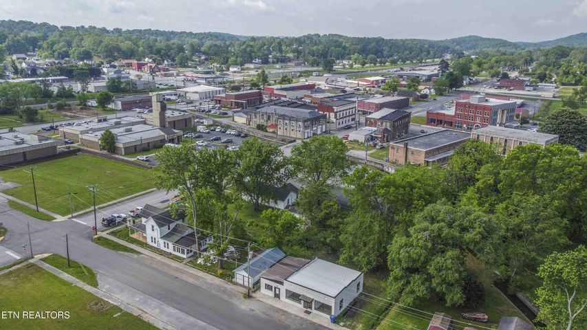 309 W Wheeler St, Rockwood, TN à vendre - Photo de l’immeuble – Image 2 sur 40