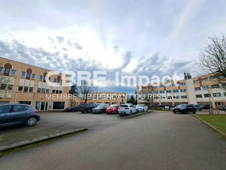 Bureau dans Dijon à louer - Photo de l’immeuble – Image 3 sur 5