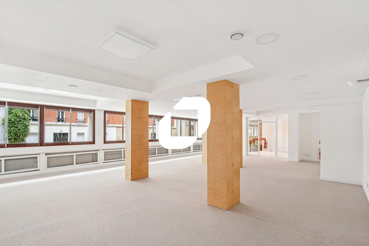 Immeuble residentiel dans Paris à vendre Photo intérieure– Image 1 sur 25