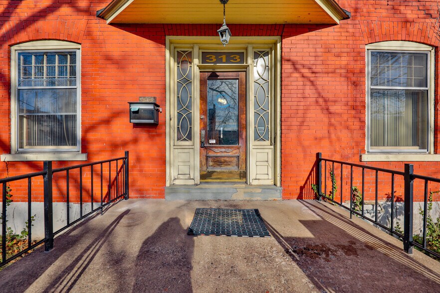 313 E Broad St, Bethlehem, PA à louer - Photo de l’immeuble – Image 2 sur 17