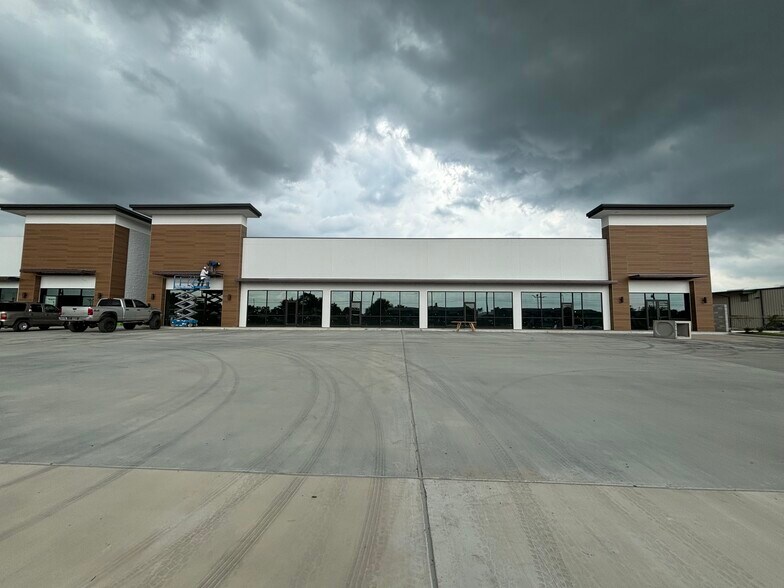 13439 W Bellfort Ave, Sugar Land, TX à vendre - Photo de l’immeuble – Image 3 sur 20