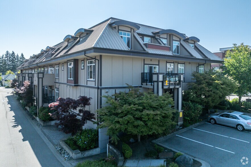 14885 60 Av, Surrey, BC à vendre - Photo principale – Image 1 sur 5