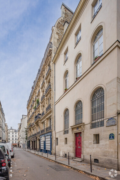 11 Rue Du Perche, Paris à louer - Photo de l’immeuble – Image 2 sur 3