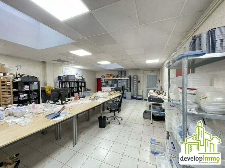 Bureau dans Caen à vendre - Photo intérieure – Image 3 sur 13