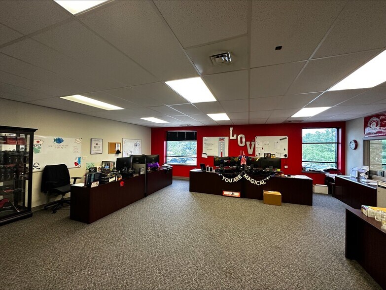 1850 William Penn Way, Lancaster, PA à louer - Photo de l’immeuble – Image 2 sur 4
