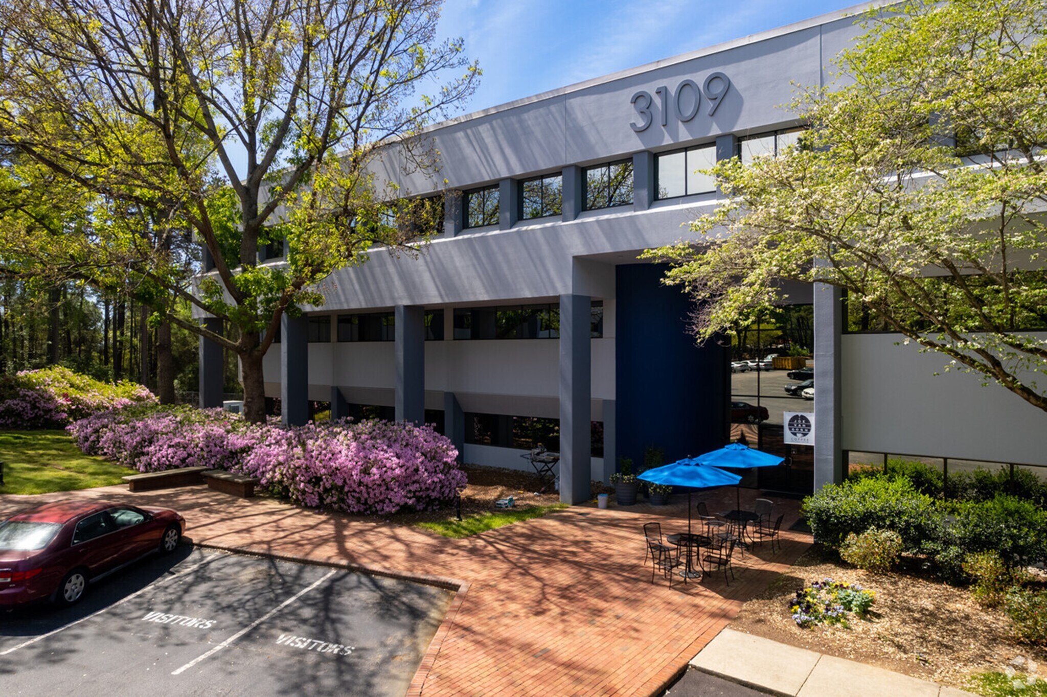 3109 Poplarwood Ct, Raleigh, NC à louer Photo principale– Image 1 sur 22