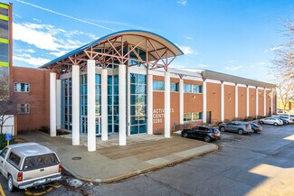 Plus de détails pour 2280 Bell Ave, Des Moines, IA - Bureau/Local commercial à louer