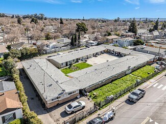 Plus de détails pour 548 105th Ave, Oakland, CA - Logement à vendre