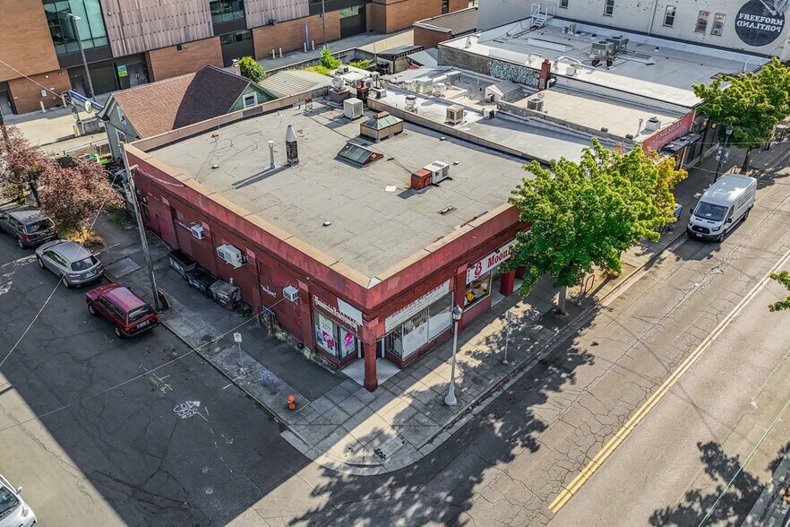 831-839 N Killingsworth St, Portland, OR à vendre - Photo de l’immeuble – Image 2 sur 12