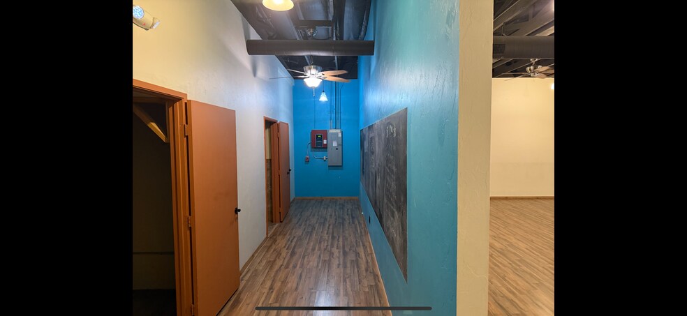 5961-5971 N Oracle Rd, Tucson, AZ à louer - Photo de l’immeuble – Image 3 sur 9