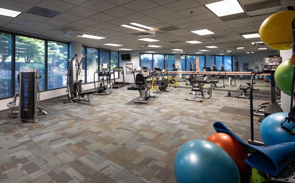 5511 Capital Center Dr, Raleigh, NC à louer - Photo intérieure – Image 3 sur 57